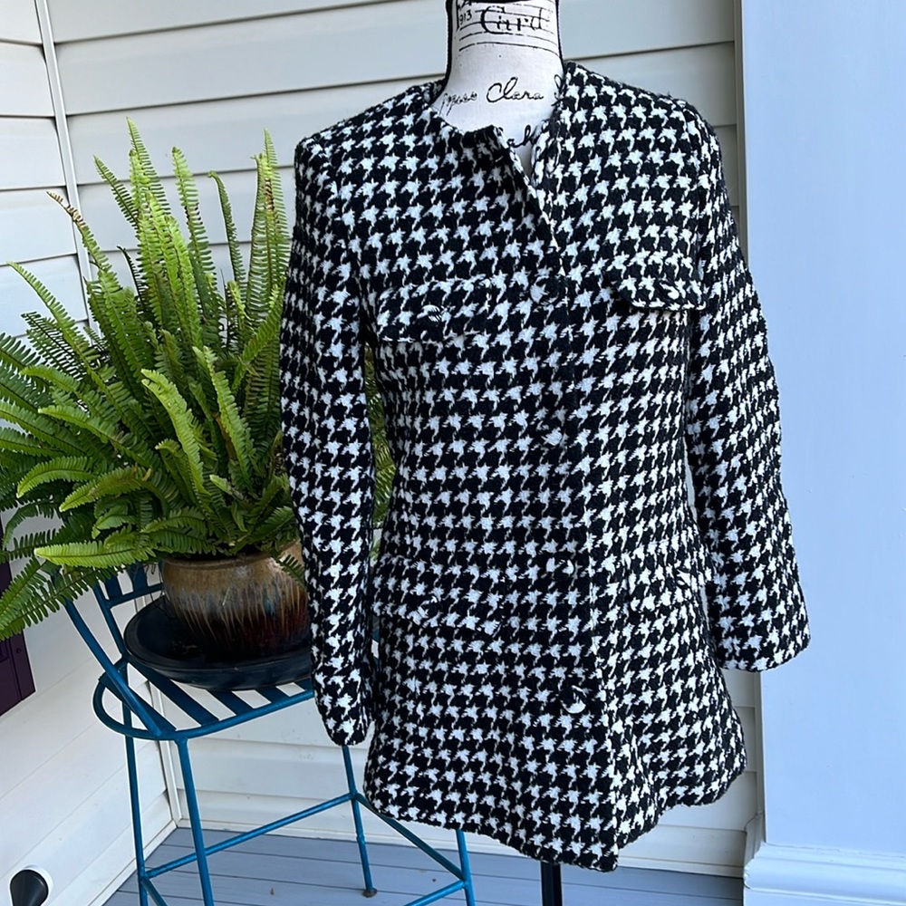 Never worn-Paris Atelier woman’s wool mix jacket size EUR 32 (US size 2)